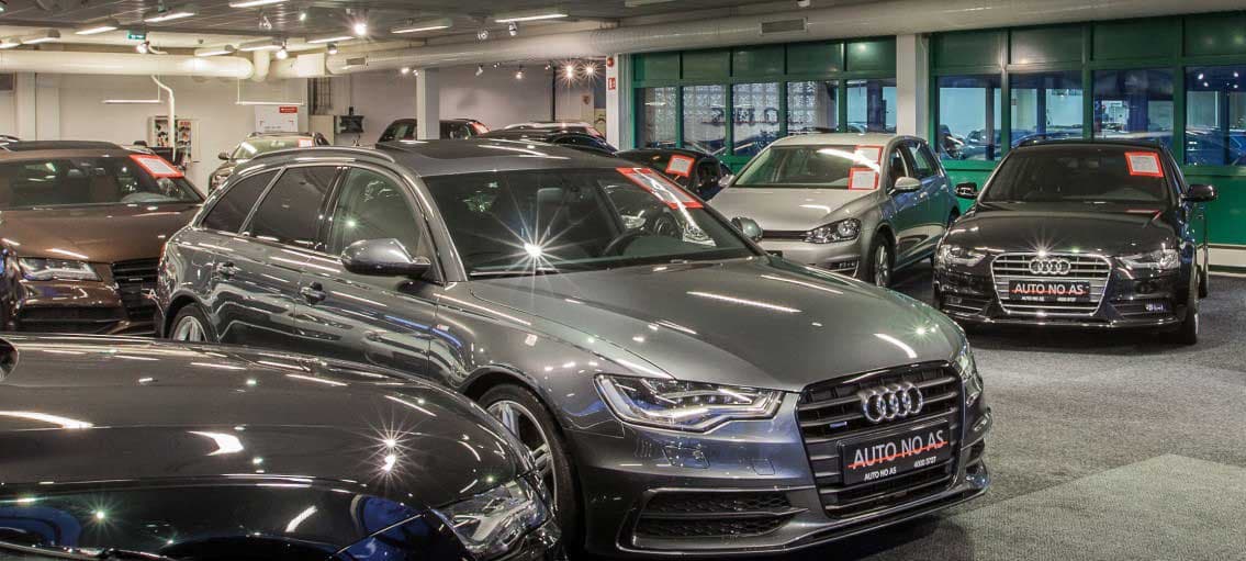Grå audi